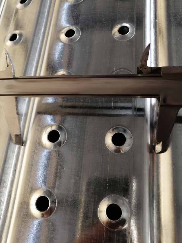 Металл тақтайша 13