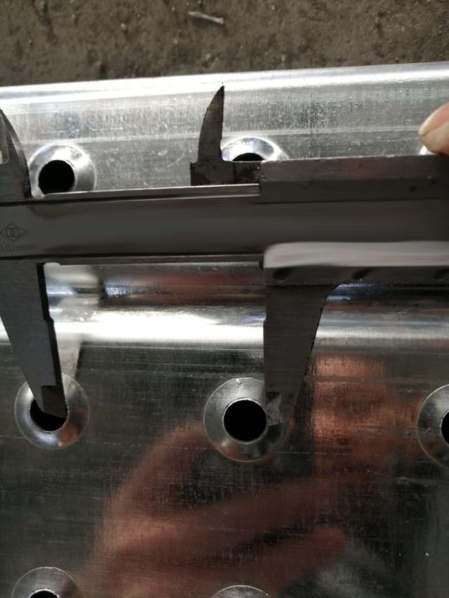 Металл тақтайша 11