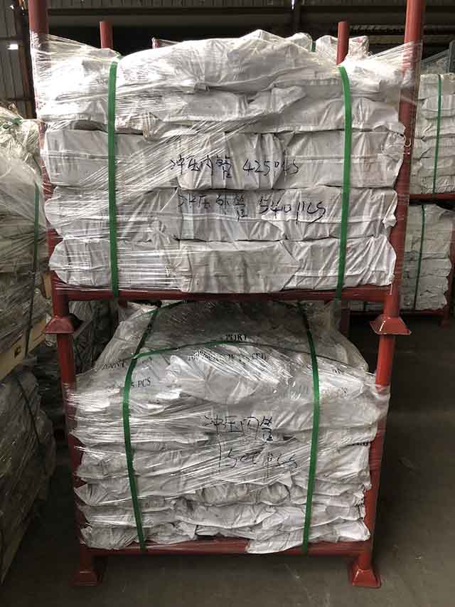 Басылған түйреуіш 17