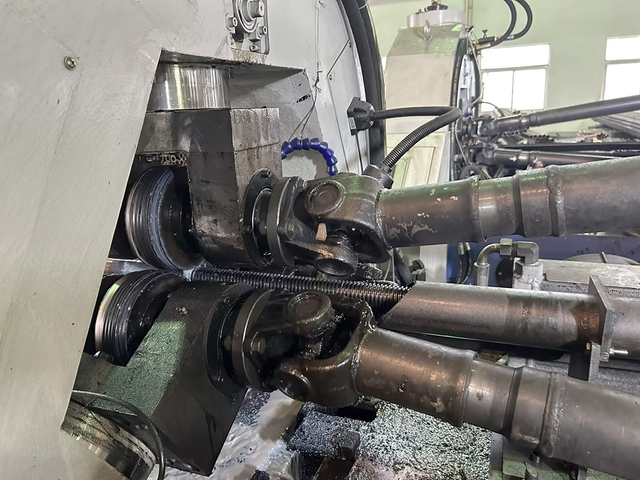 Жіптерді жылжыту машинасы