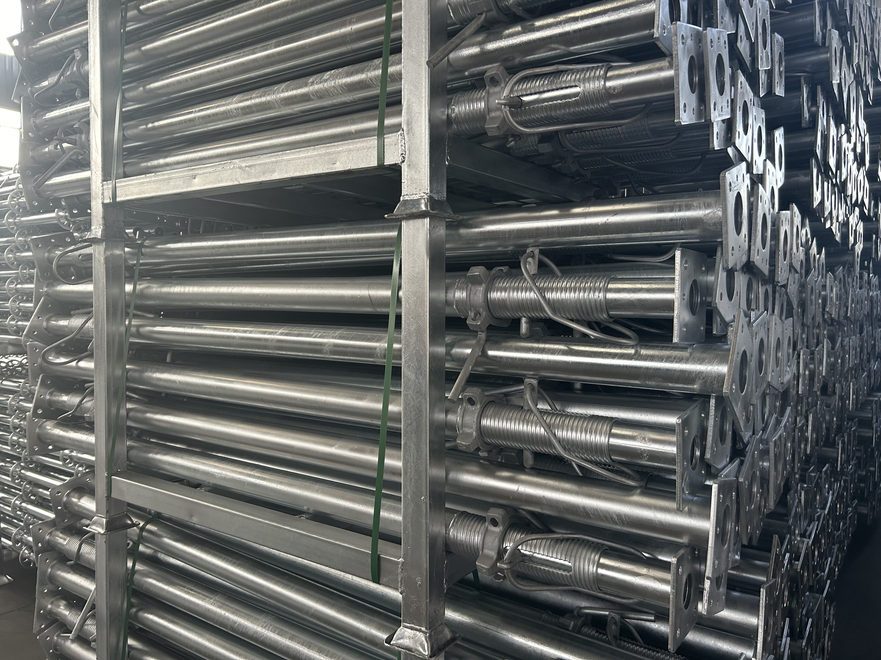 Пішінді тіреуіштер