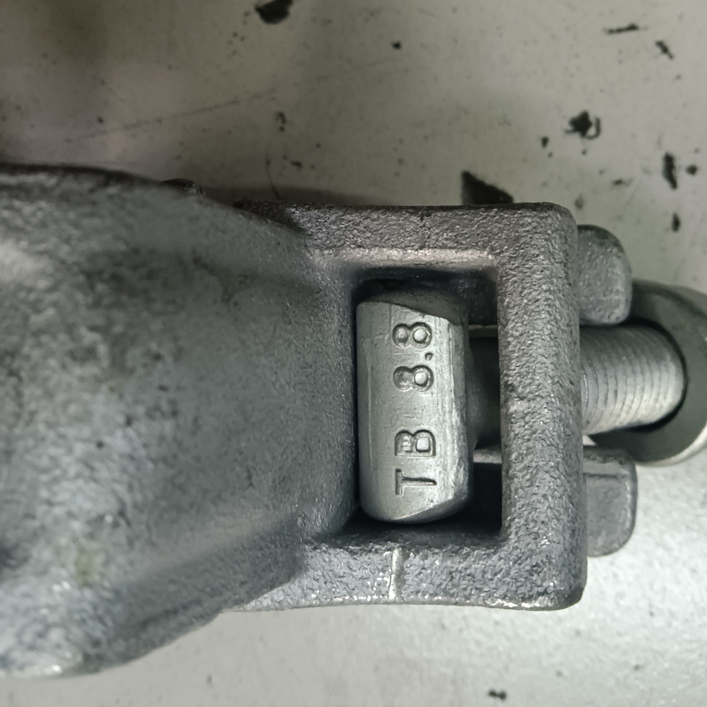 Сақина қосқышы Арнайы пішінді тірек қысқышы