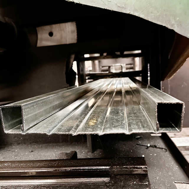 жабық болат тақтайшалар