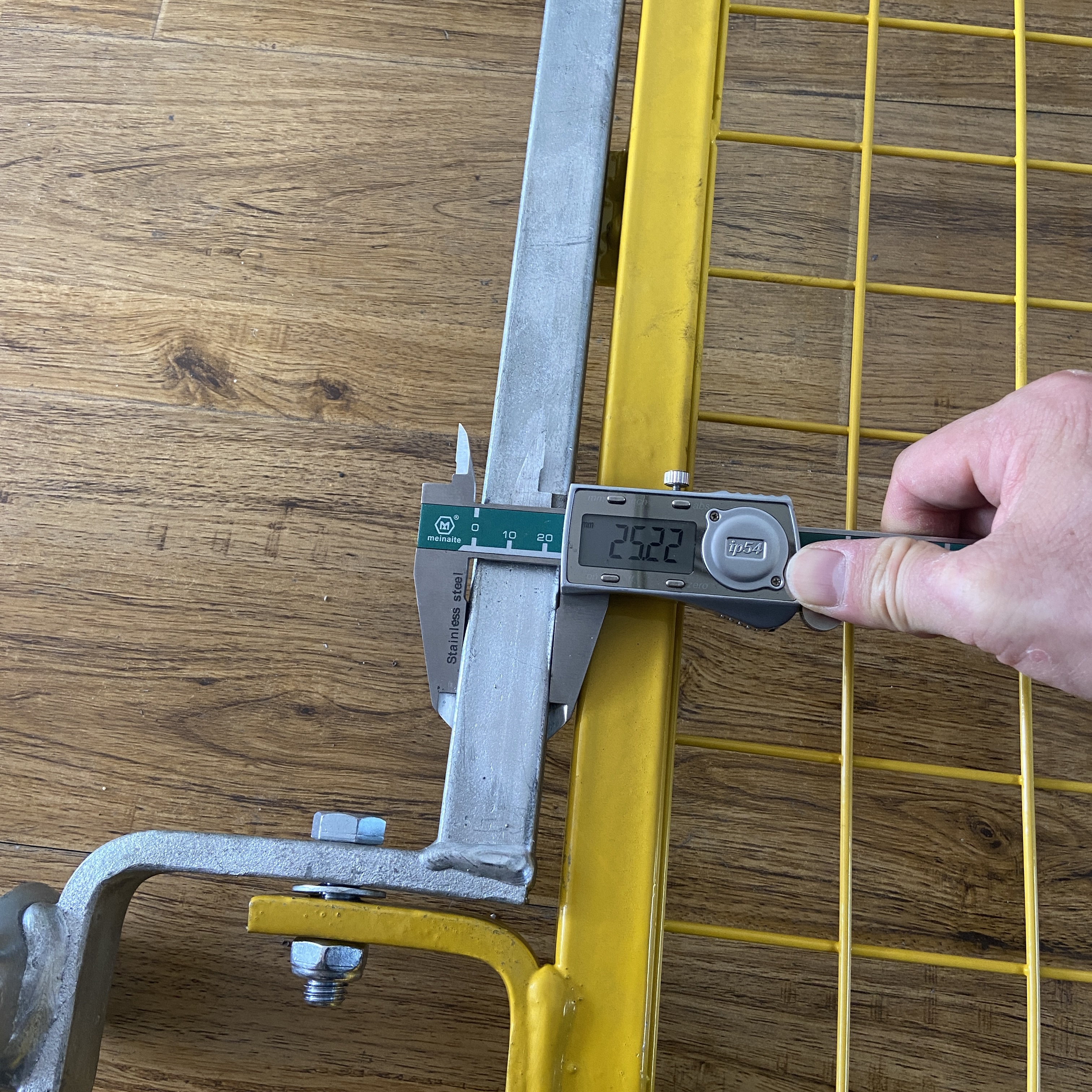 баспалдақпен кіру қақпасын тексеру 