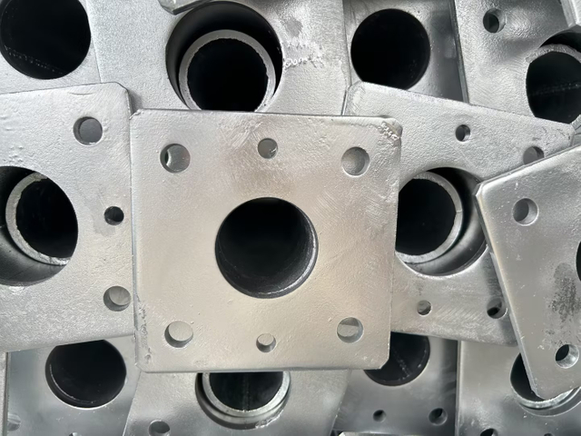 Болат тіректер