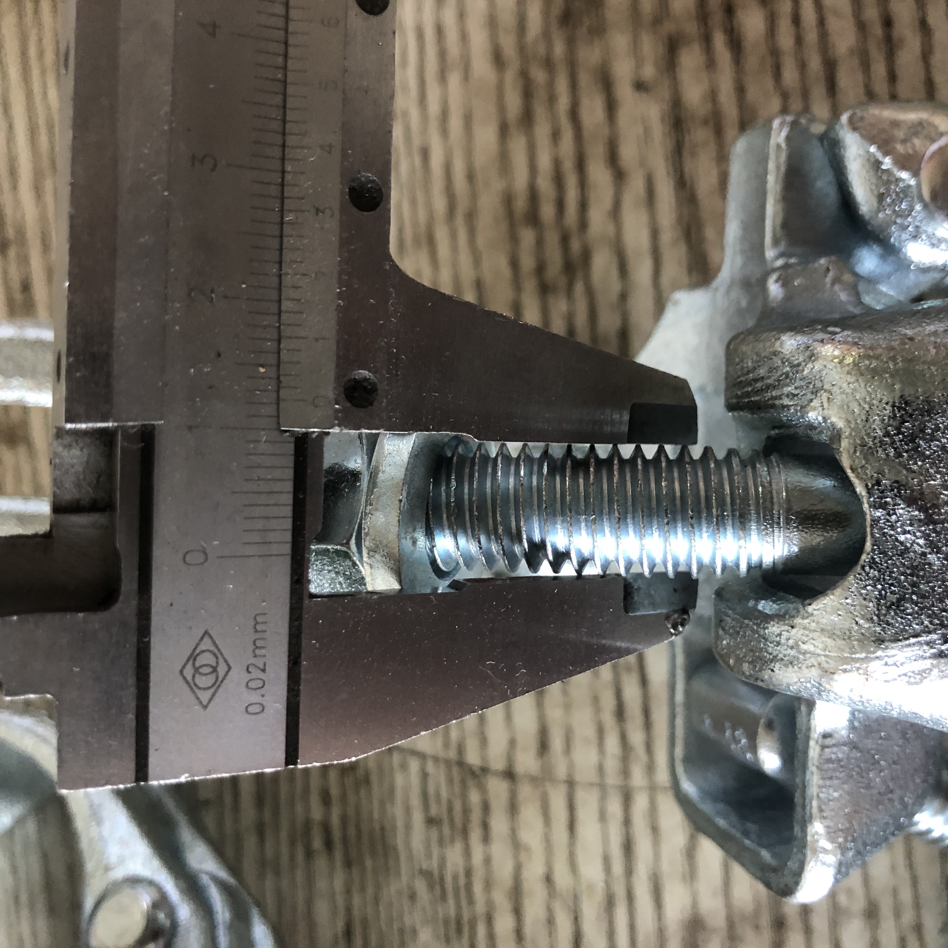 Жасанды қос муфтаны тастаңыз