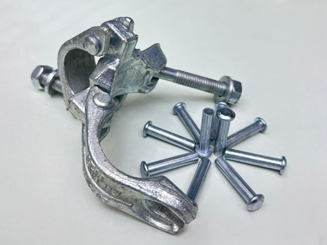 Қосарлы қосқыш негізі тойтарма