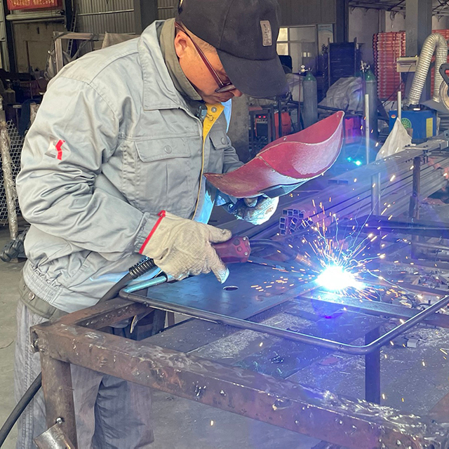 Қақпақтар қақпасы