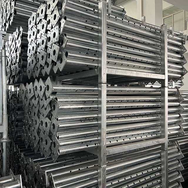 Реттелетін тіреуіш болат тірек