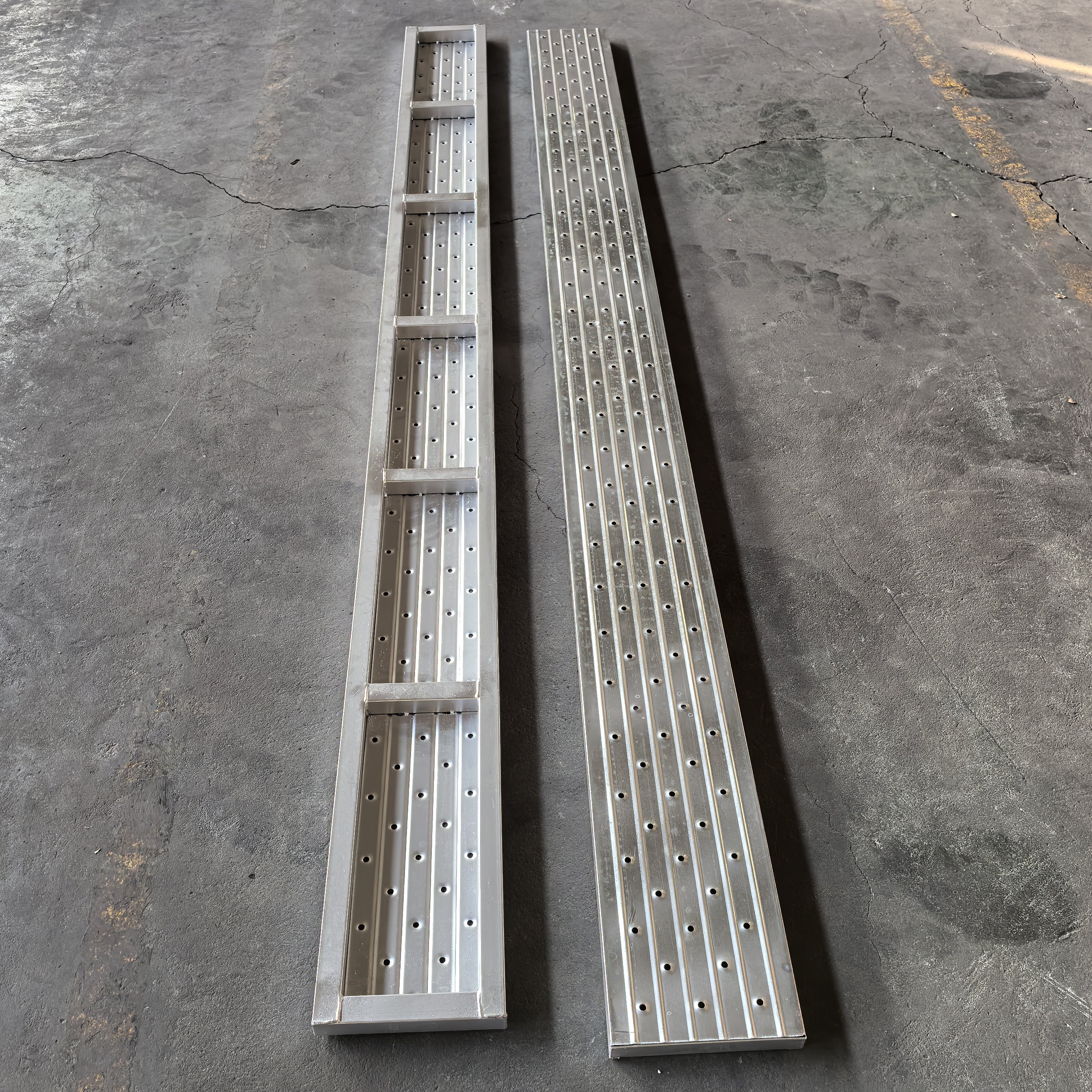 жабық болат плиткасы 