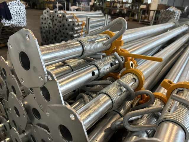 Болат тіректер