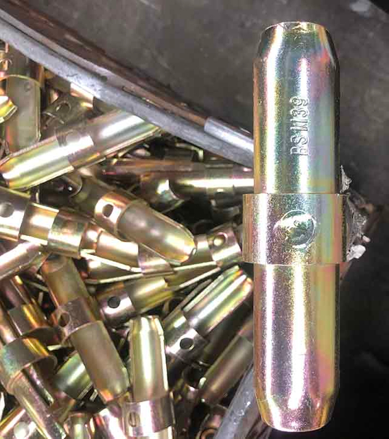 Тіреуіштерді бекіту Біріктірілген түйреуіш