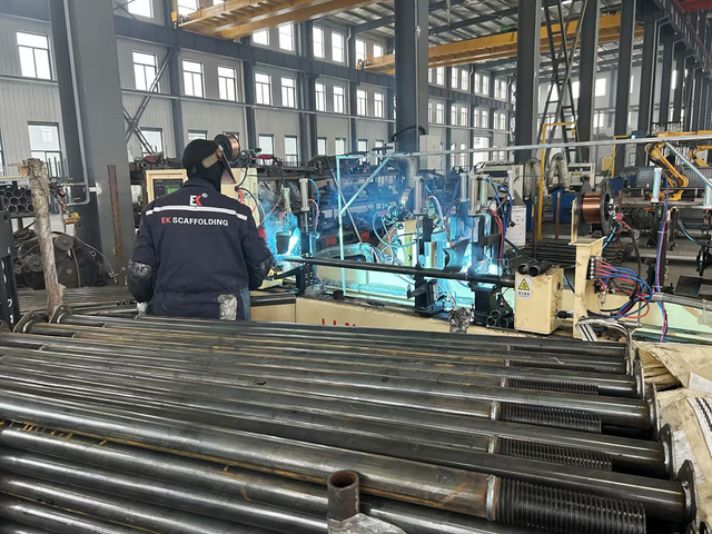 Болаттан жасалған тіреуіш машинасы